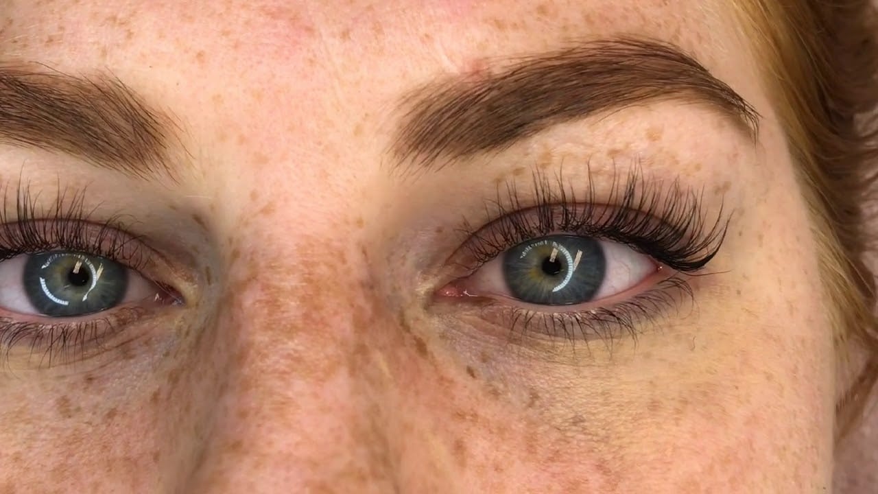 Before and After a Lash Lift and Tint